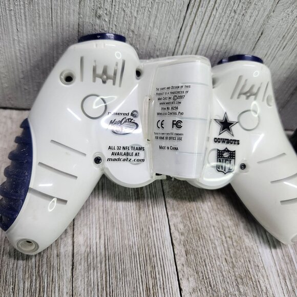 Mad Catz Dallas Cowboys Controller - For Parts only! - Picture 3 of 9